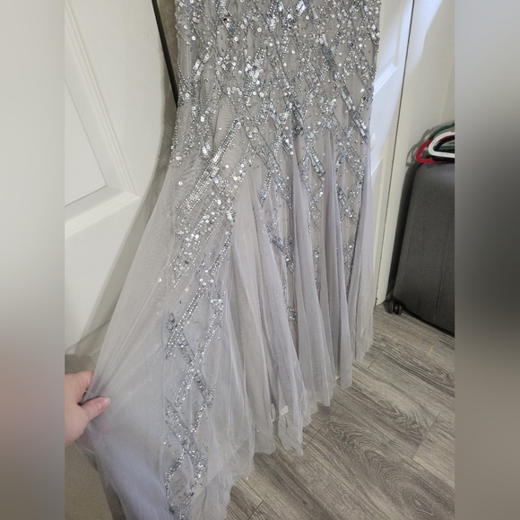 Adrianna Papell Formal Gown/Dress, Platinum Grey, sz 4 - Picture 8 of 12